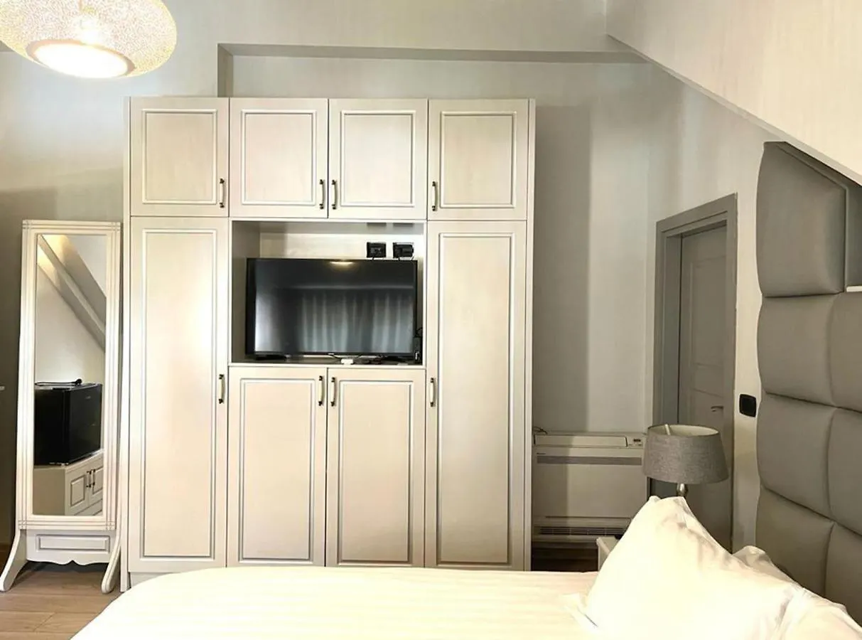 Bed & Breakfast Vila Shard Boutique Hotel Tirana Albania