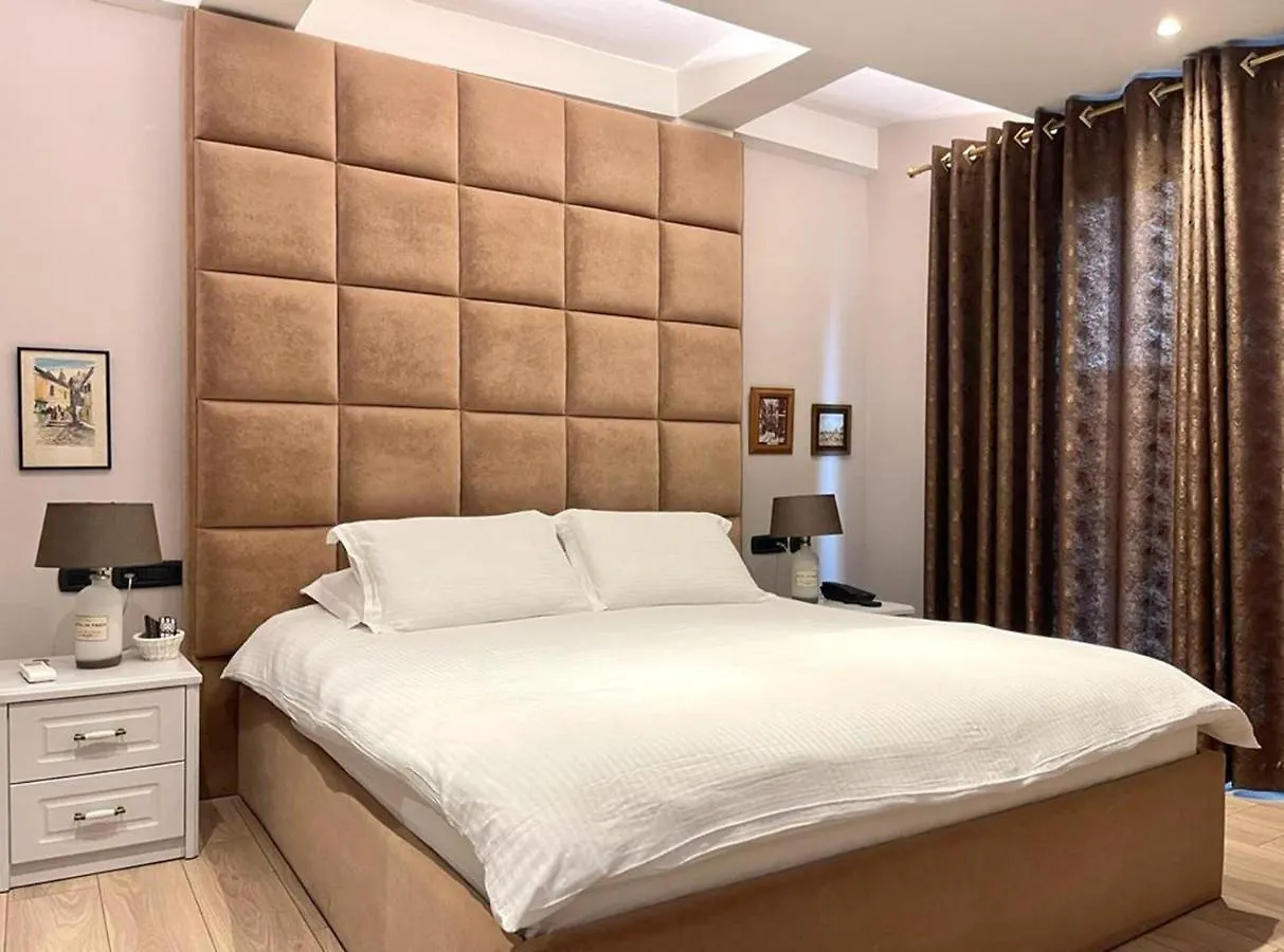 Bed & Breakfast Vila Shard Boutique Hotel Tirana Albania